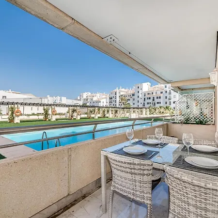 New&modern In The Heart Of Puerto Banús Apartamento Marbella