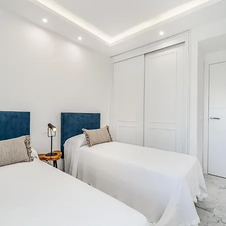 Apartment New And Modern In The Heart Of Puerto Banus *