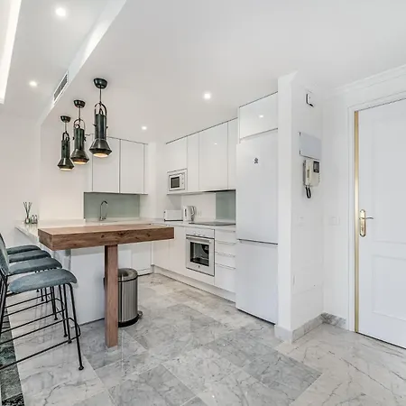 New And Modern In The Heart Of Puerto Banus *