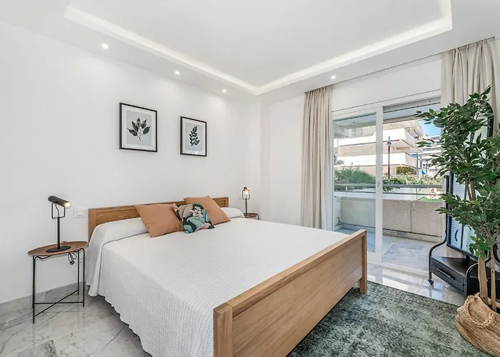 Apartment New And Modern In The Heart Of Puerto Banus