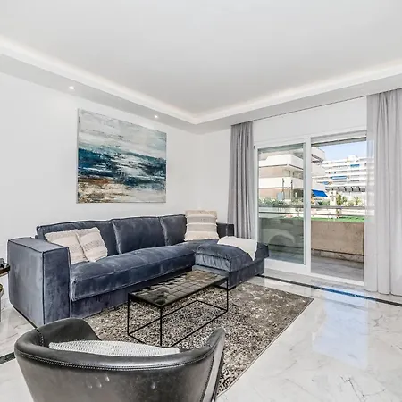 New And Modern In The Heart Of Puerto Banus Διαμέρισμα *