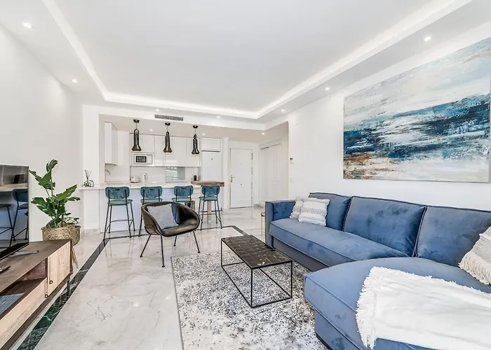 New&modern In The Heart Of Puerto Banús Apartamento